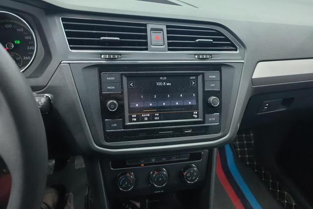 Volkswagen Tiguan L id 3783622 из Китая 16