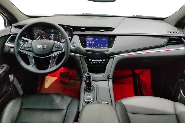 Cadillac XT5 2022 — фото 14