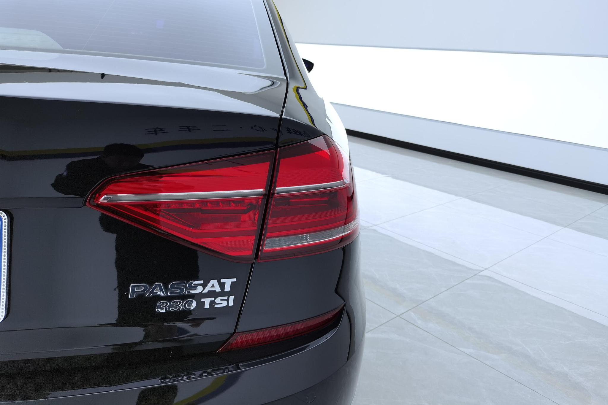 Volkswagen Passat 2017 330TSI DSG
