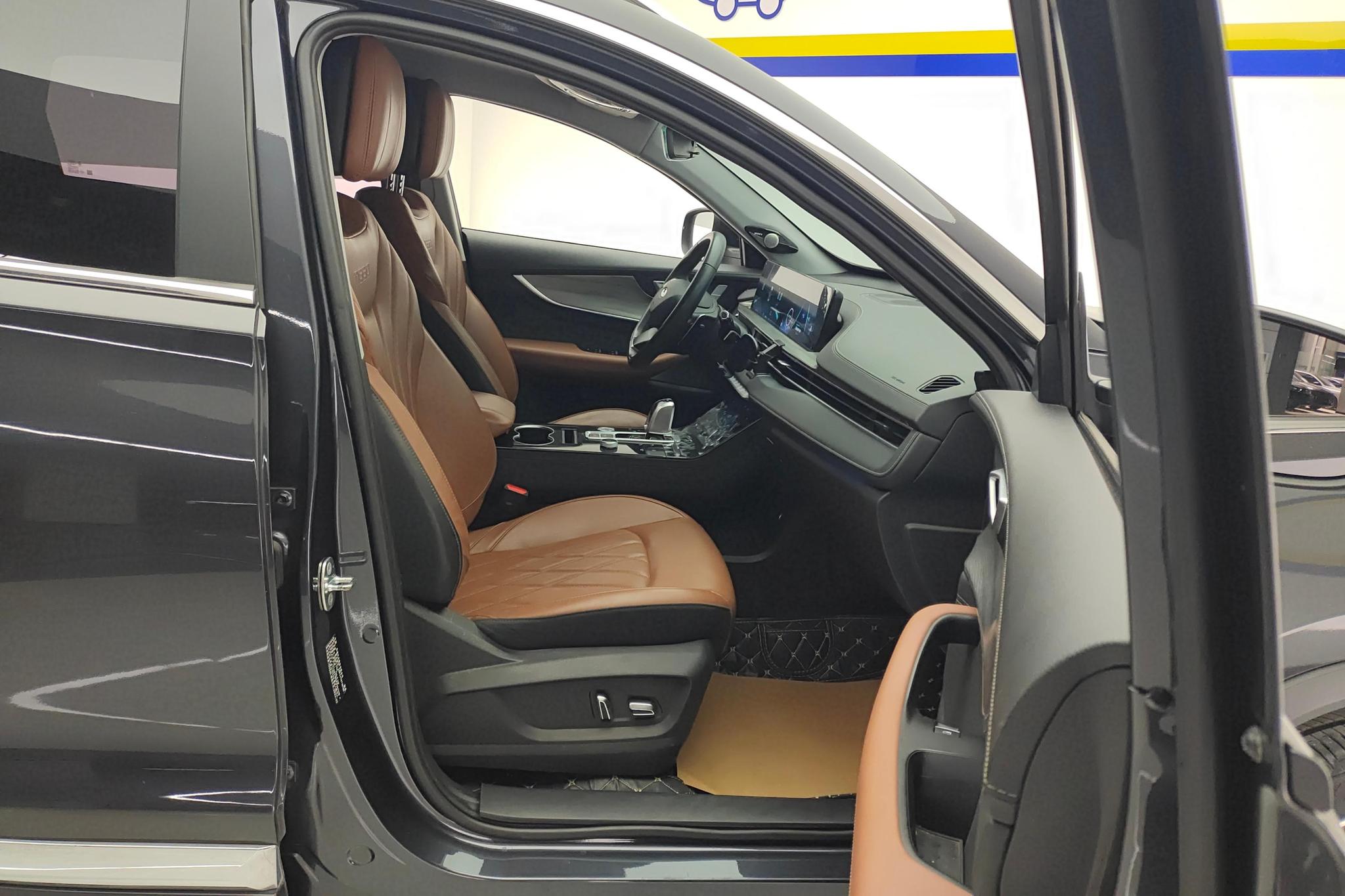 Chery 8 PLUS 2022 290TGDI DCT +