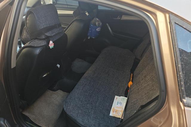 China H530 2020 Шампань из Китая, фото 5