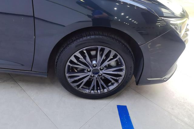 Dongfeng Fengshen Yi Hyun MAX id 3768879 из Китая 9