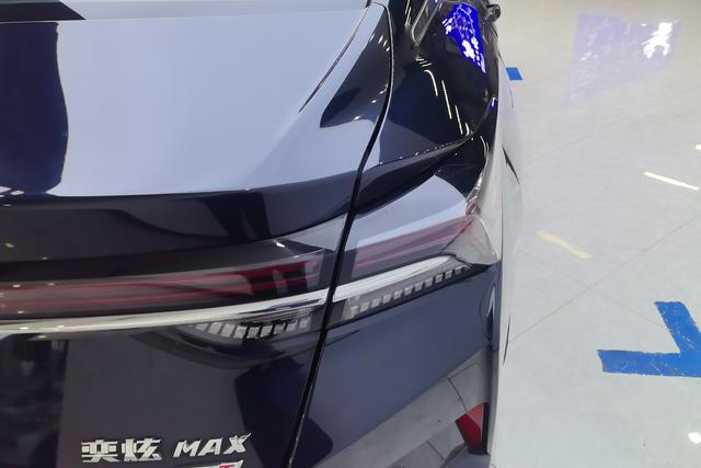 Dongfeng Fengshen Yixuan MAX 2021 — фото 3