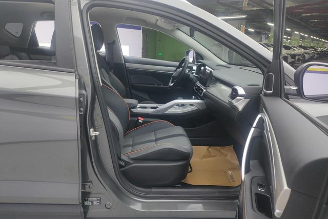 Geely Automobile Binyue id 3784503 из Китая 14