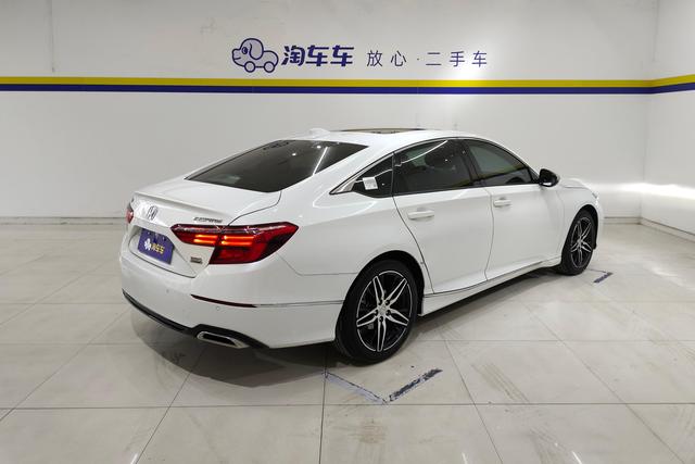 Honda "英 士 派" 可 以 翻 译 为 "Yingshi Pai" 2022 — фото 3