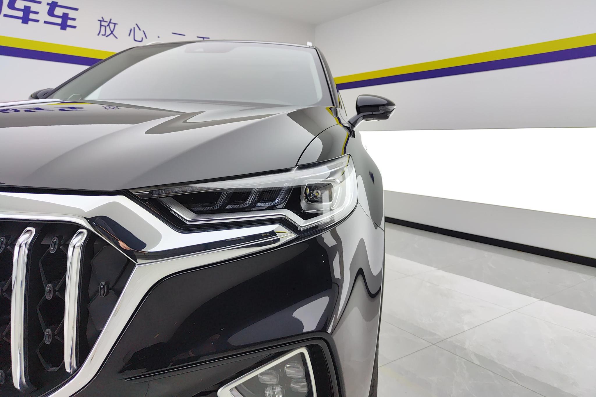 Hongqi HS5 2022 2.0T