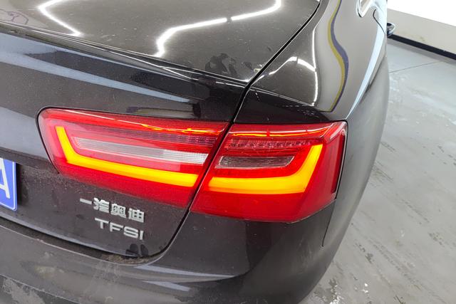 Audi A6L 2014 — фото 10