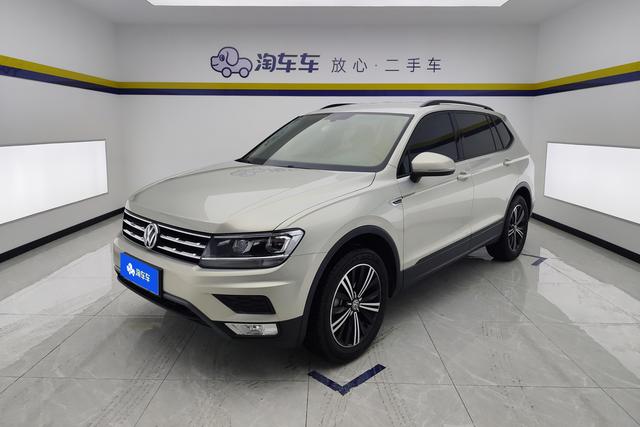Volkswagen Tiguan L 2020 330 TSI AT 2 WD V