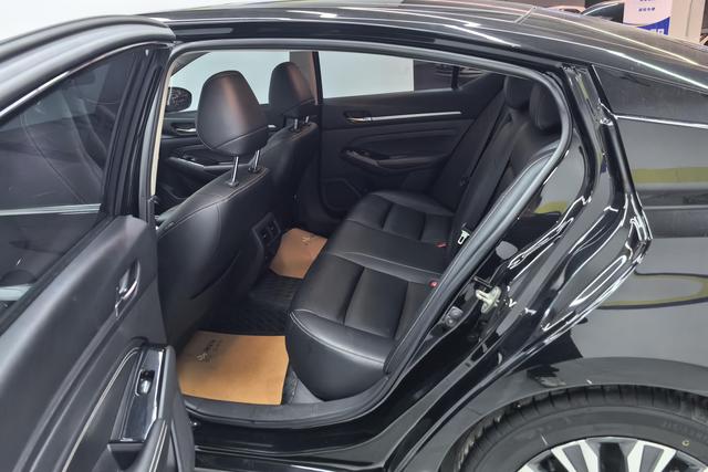 Nissan Teana 2022 2.0 L XL-TLS — фото 16