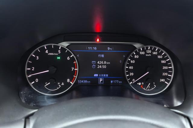 Nissan Teana 2022 2.0 L XL-TLS — фото 13