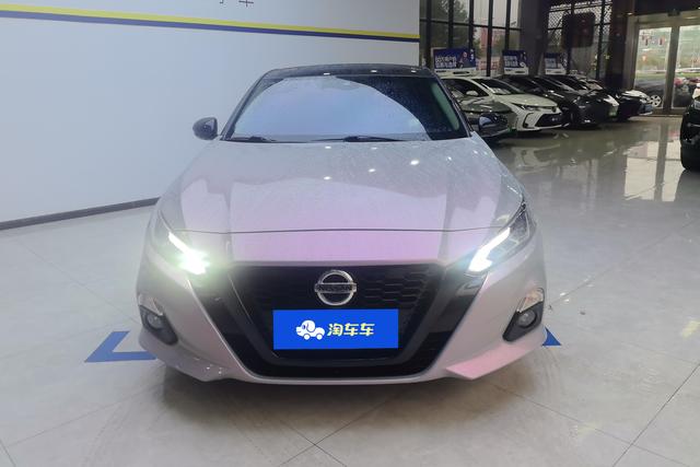 Nissan Teana id 3768865 из Китая 16