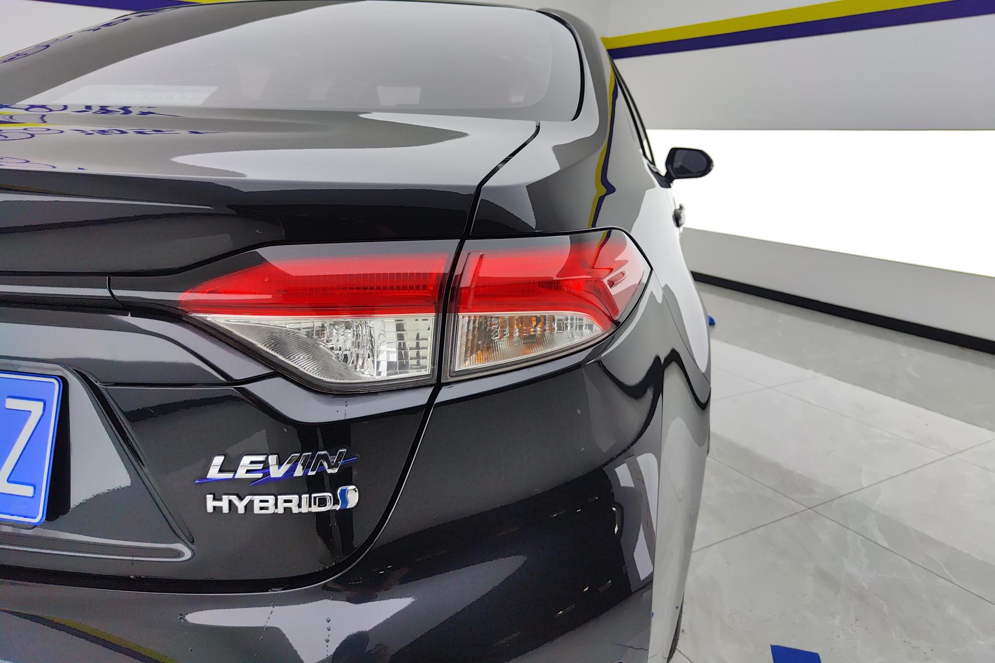 Toyota Corolla Levin 2022 1.8H E-CVT Luxury