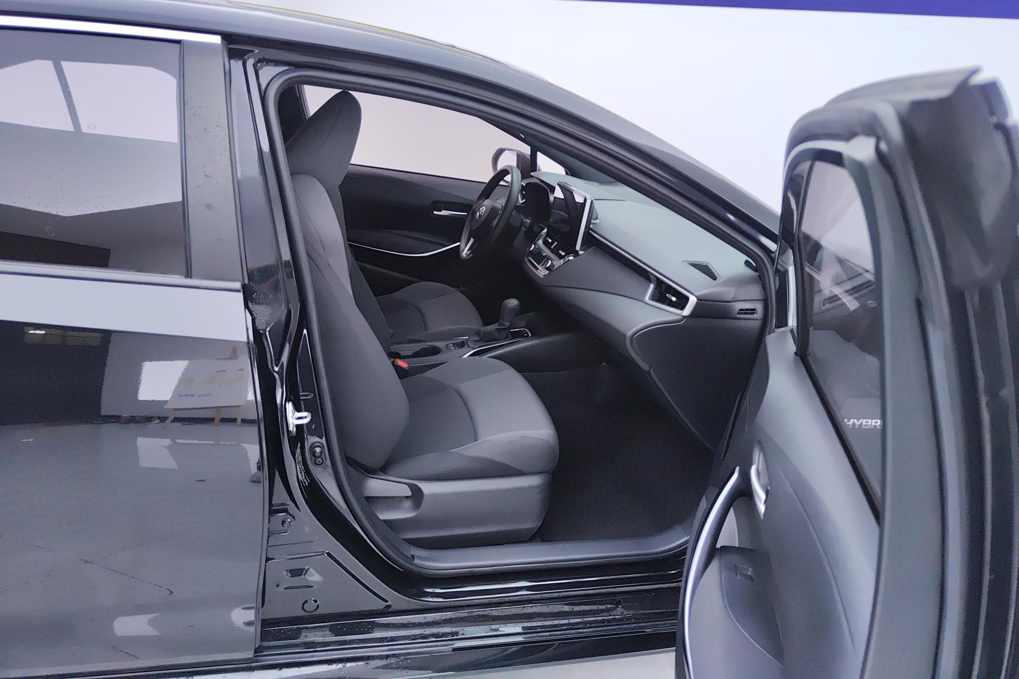 Toyota Corolla Levin 2022 1.8H E-CVT Luxury