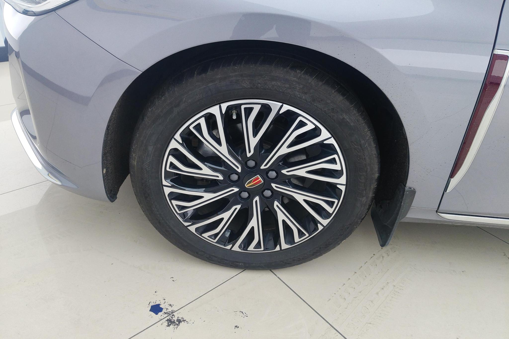 Hongqi H5 2024 2.0T AT
