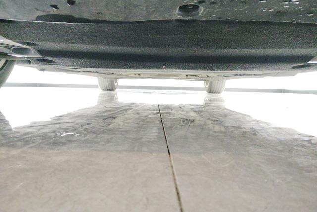 Audi A6L id 3857713 из Китая 12