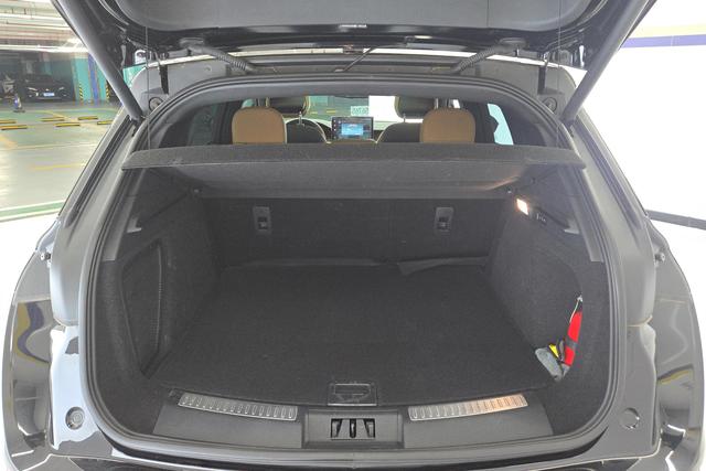 Lincoln Corsair 2022 2.0 T 2 WD — фото 16