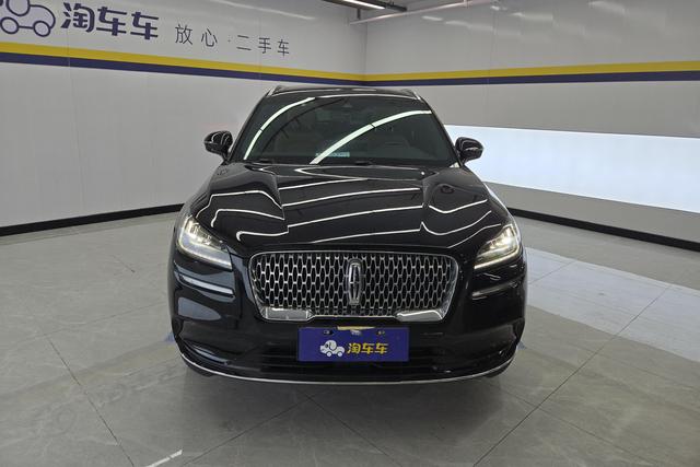 Lincoln Corsair 2022 2.0 T 2 WD — фото 2