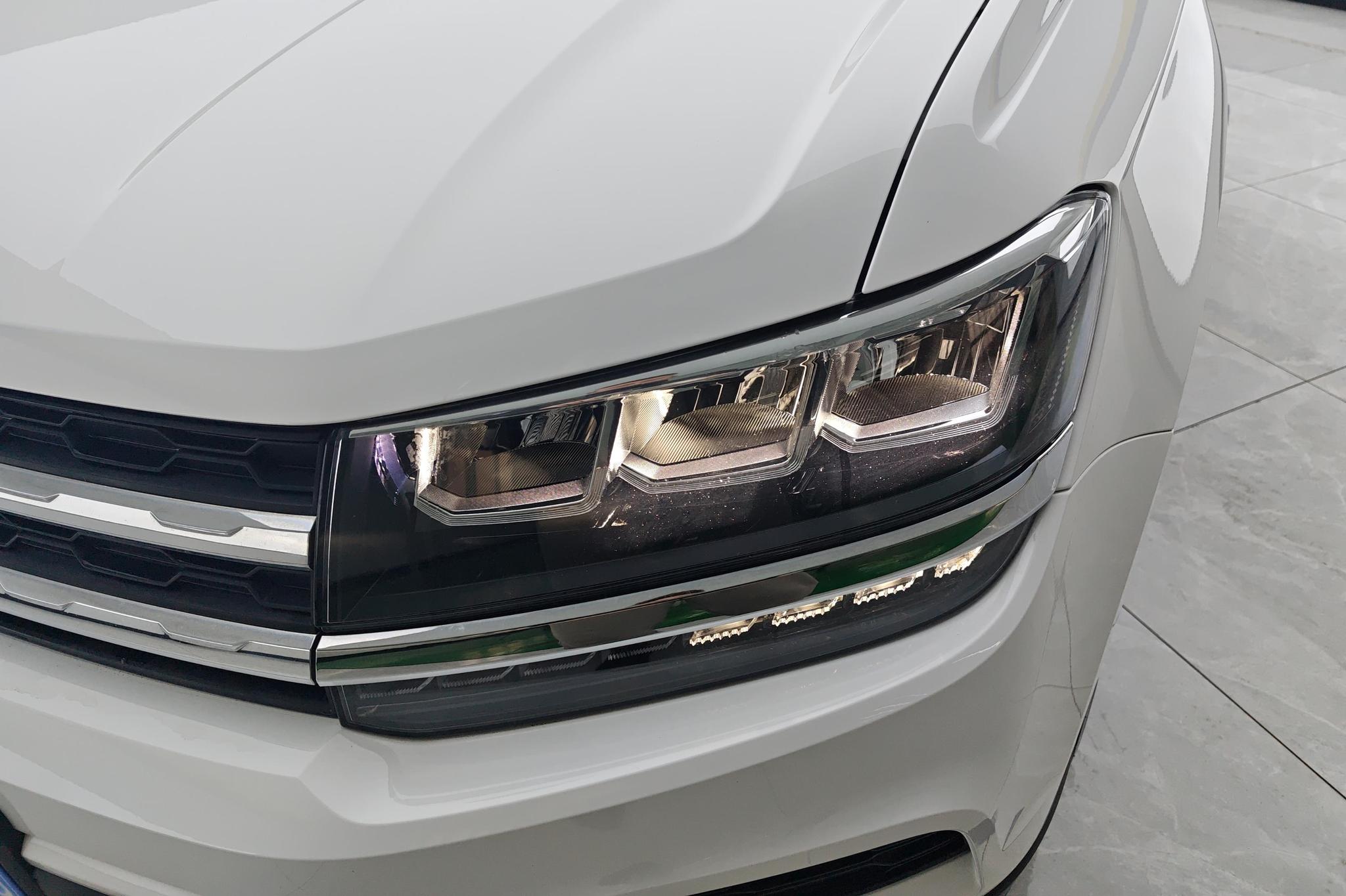Volkswagen Tharu 2020 280TSI VI