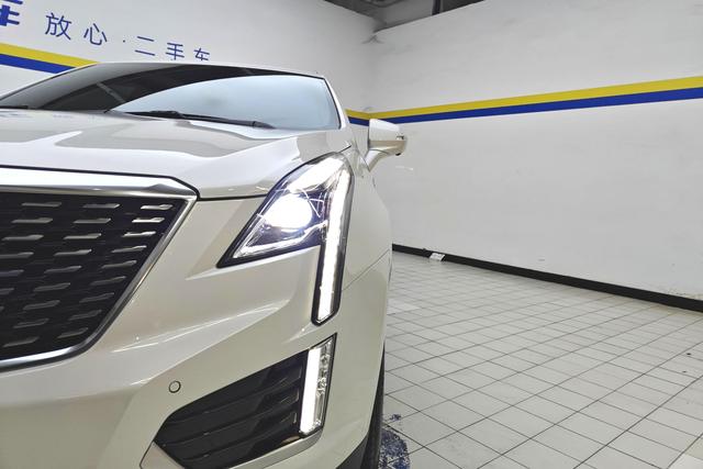 Cadillac XT5 2021 — фото 4