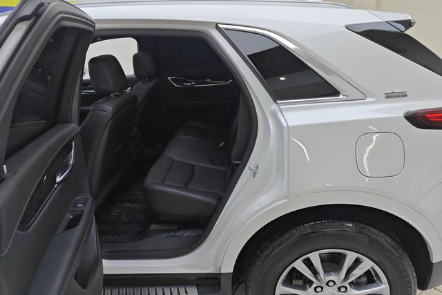 Cadillac XT5 2021 — фото 16