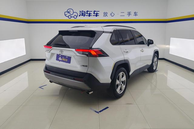 Toyota RAV4 2021 2.0 L CVT 2 WD Plus — фото 3