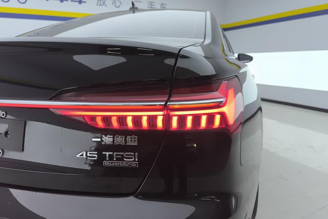 Audi A6L 2022 45 TFSI quattro — фото 5