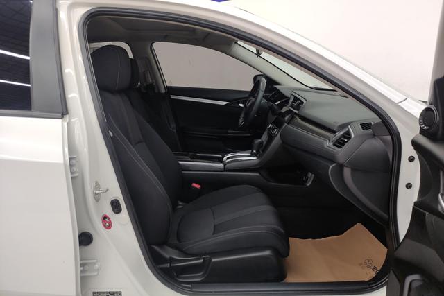 Honda Civic 2021 Белый из Китая, фото 2