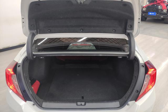 Honda Civic 2021 Белый из Китая, фото 5