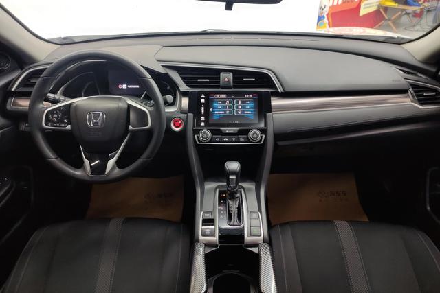 Honda Civic id 3824730 из Китая 9