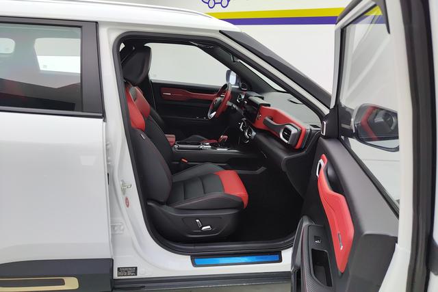 Geely Automobile Geely ICON id 3849881 из Китая 15