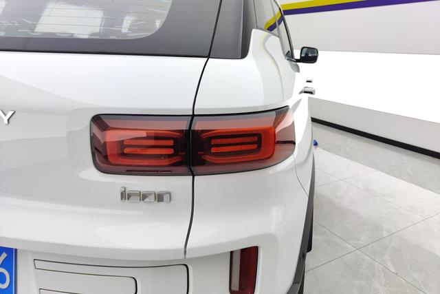 Geely Automobile Geely ICON id 3849881 из Китая 16