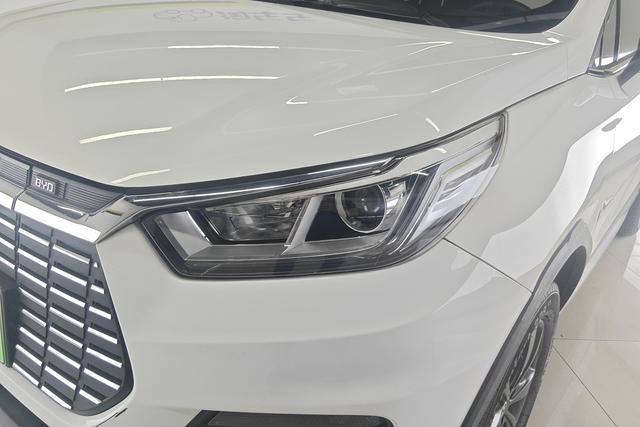 BYD Yuan EV 2019 Белый из Китая, фото 2