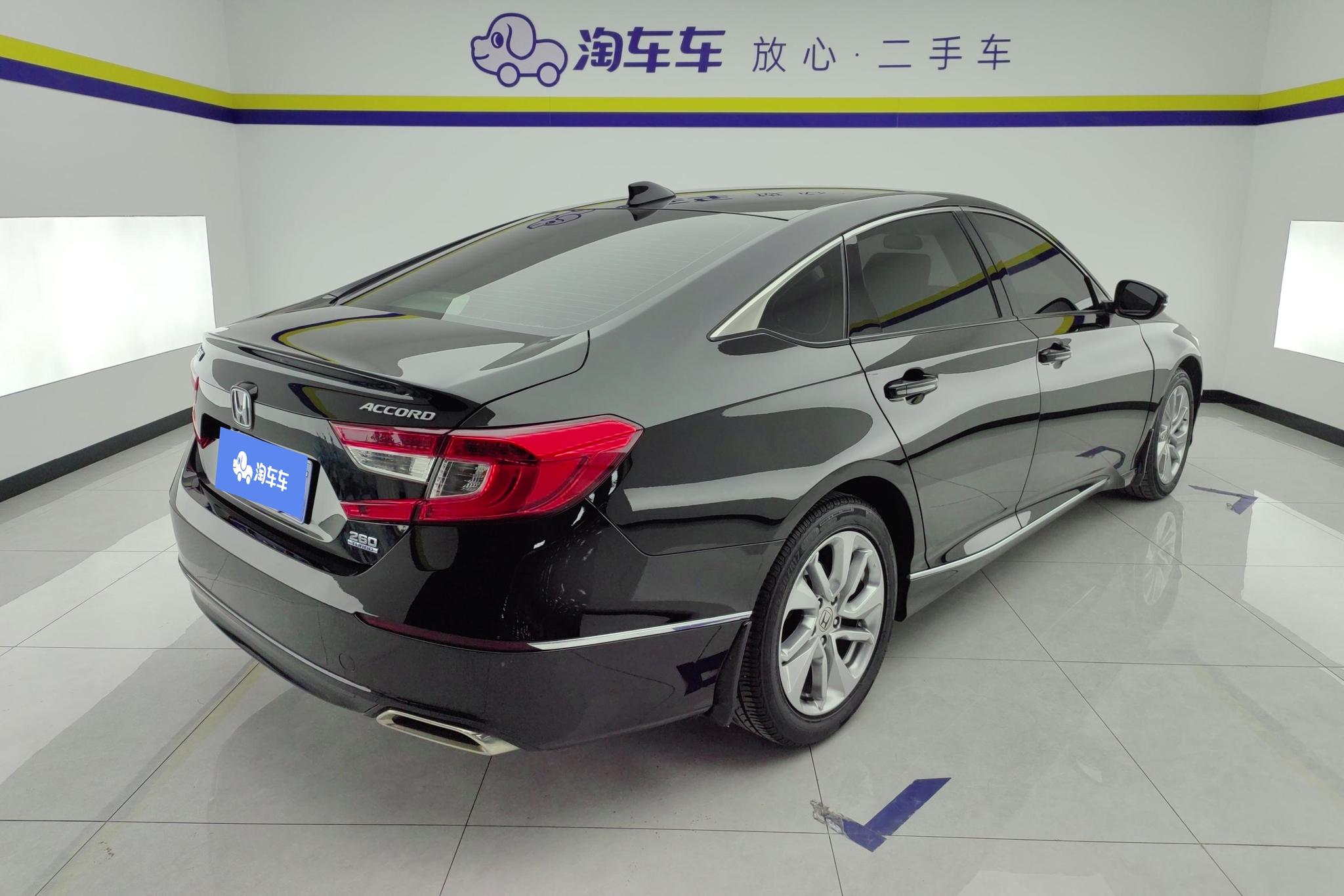 Honda Accord 2018 260TURBO Elite VI