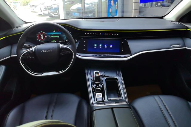 Dongfeng MAX 2021 1.5 T ·Hybrid — фото 11