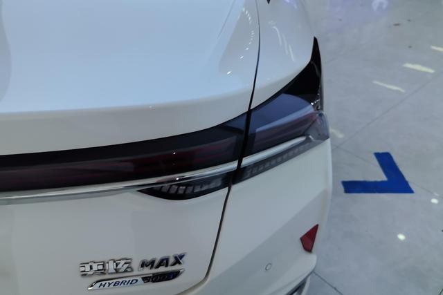 Dongfeng MAX 2021 1.5 T ·Hybrid — фото 9