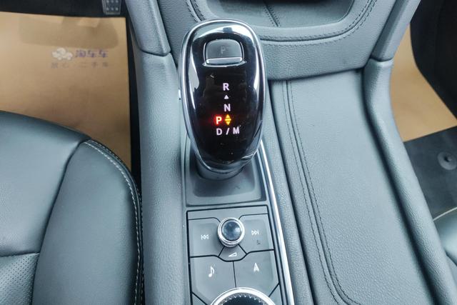 Cadillac XT5 2020 — фото 14