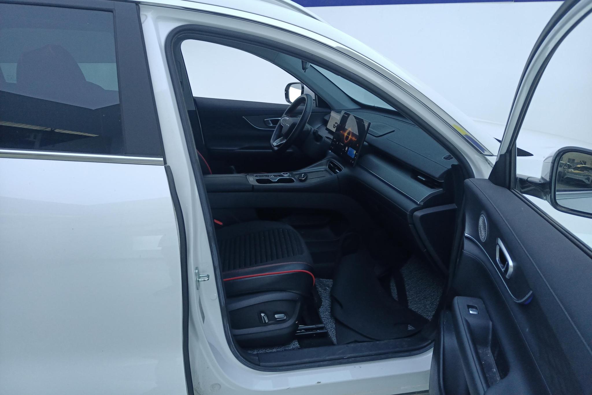 Chery 8 PLUS 2025 290TGDI DCT Luxury