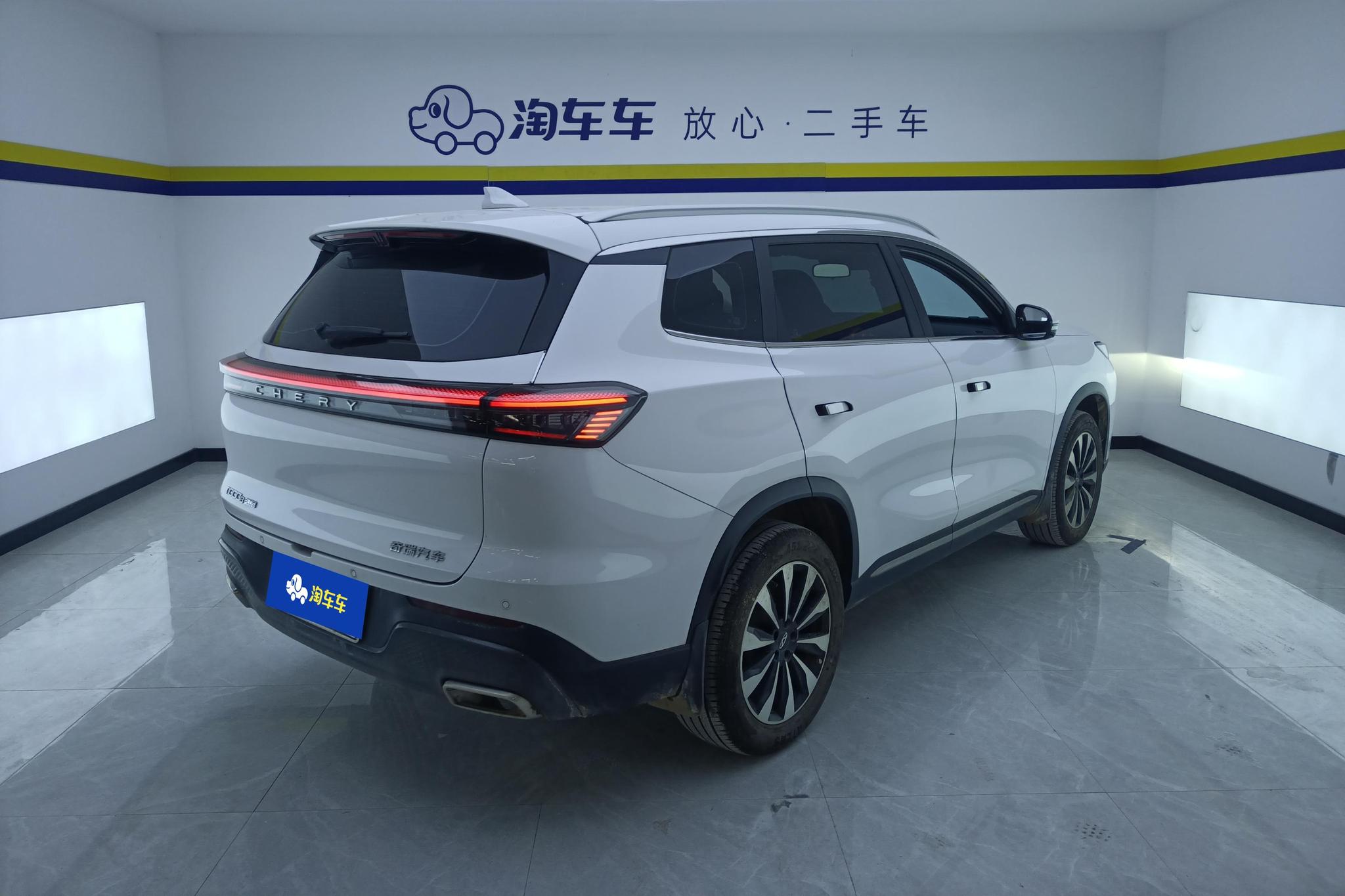 Chery 8 PLUS 2025 290TGDI DCT Luxury