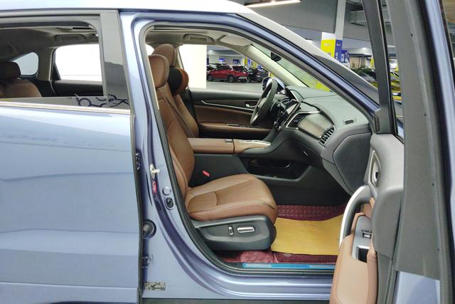 Honda Crown Road id 3857046 из Китая 10