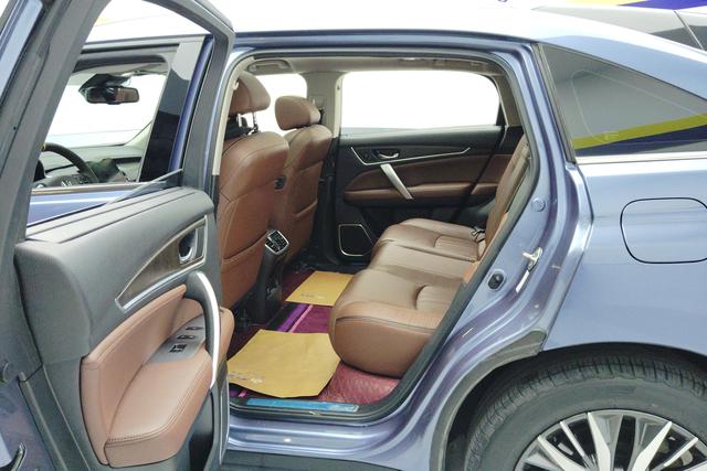 Honda Crown Road id 3857046 из Китая 11