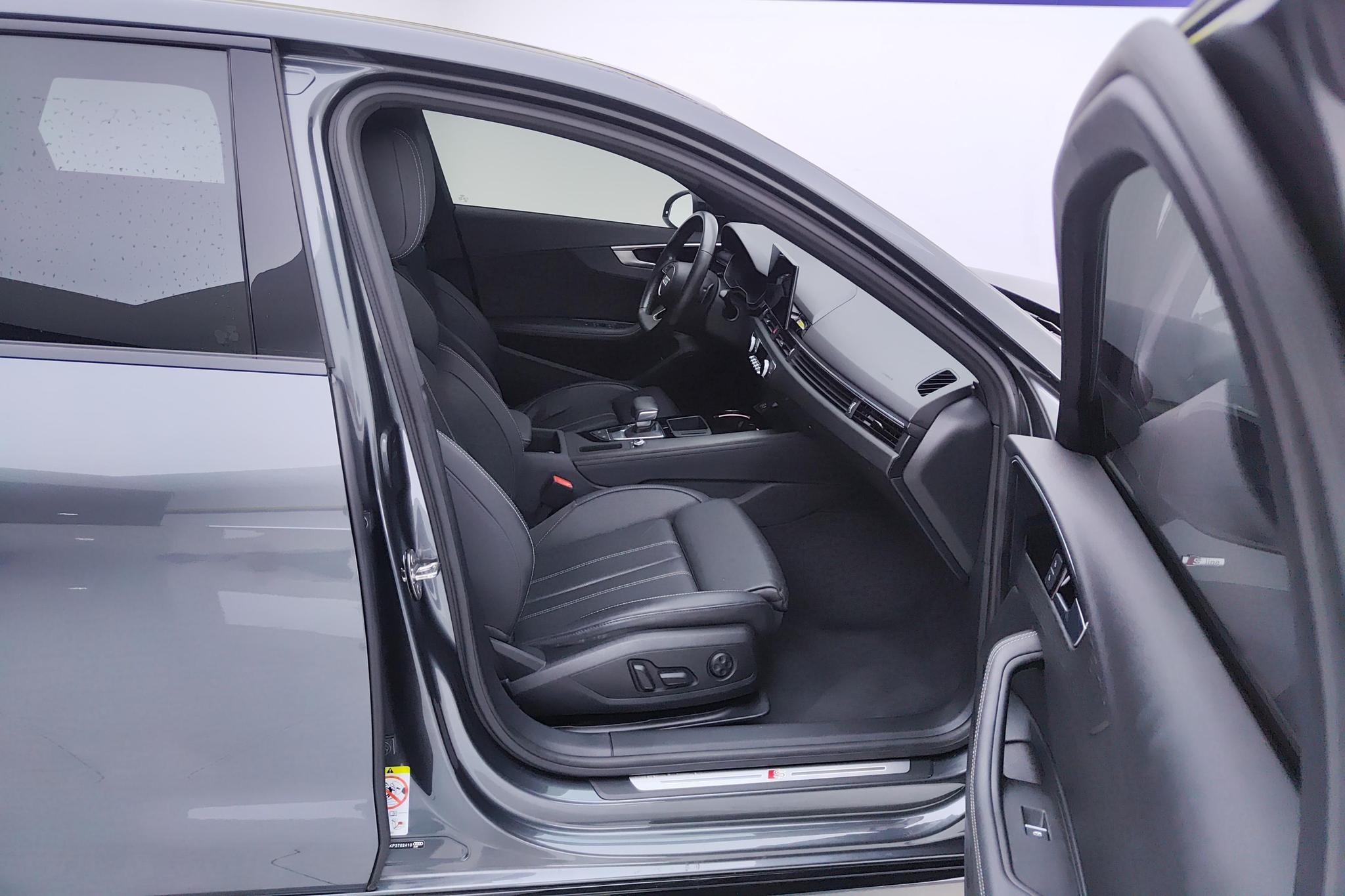 Audi A4L 2023 40 TFSI Luxury