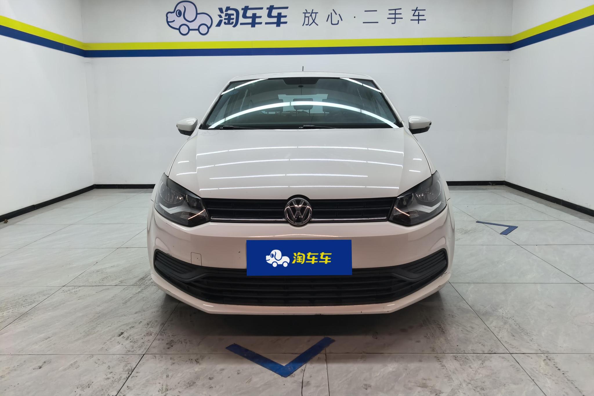 Volkswagen Polo 2018 1.5L AT