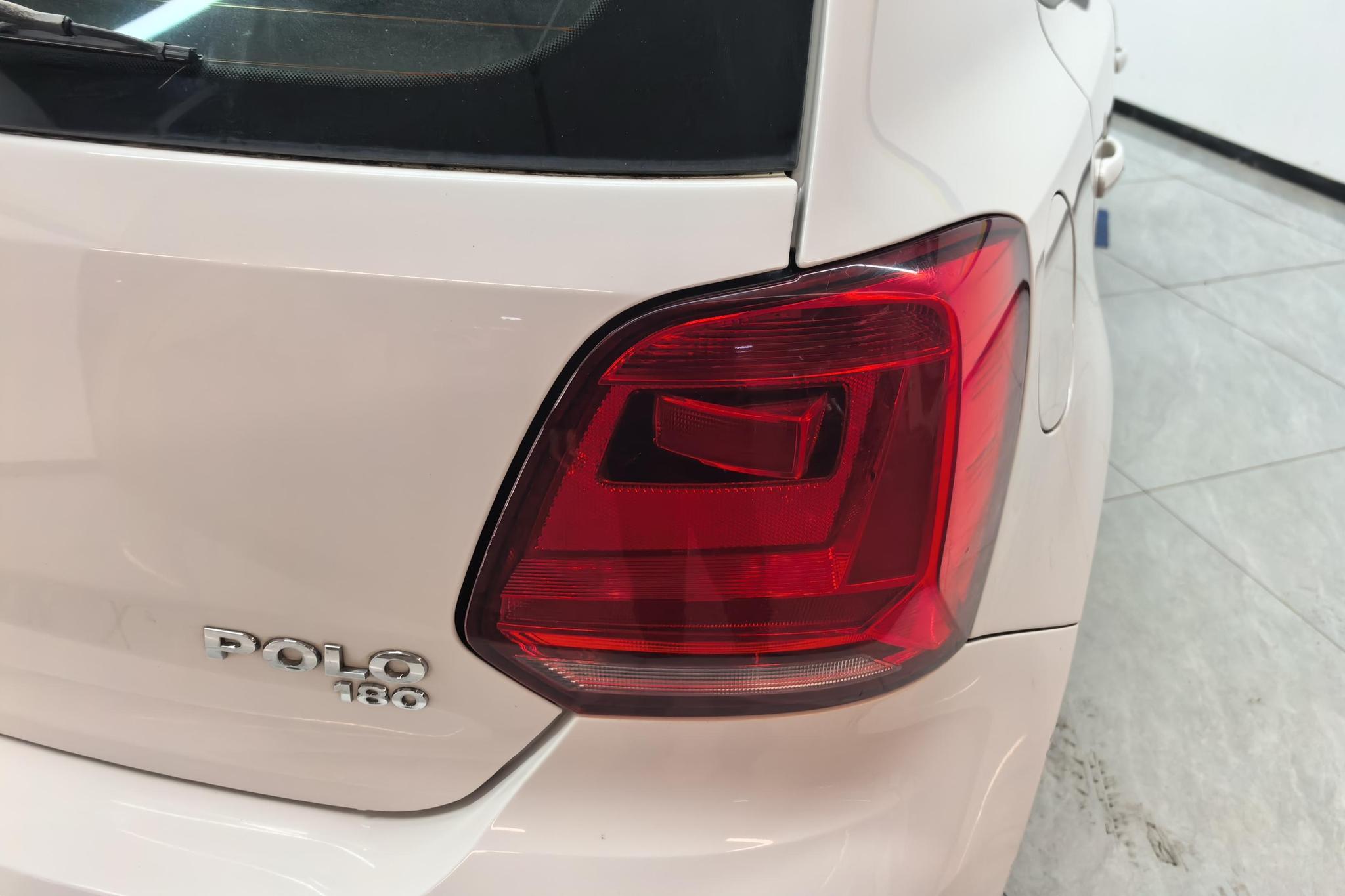 Volkswagen Polo 2018 1.5L AT