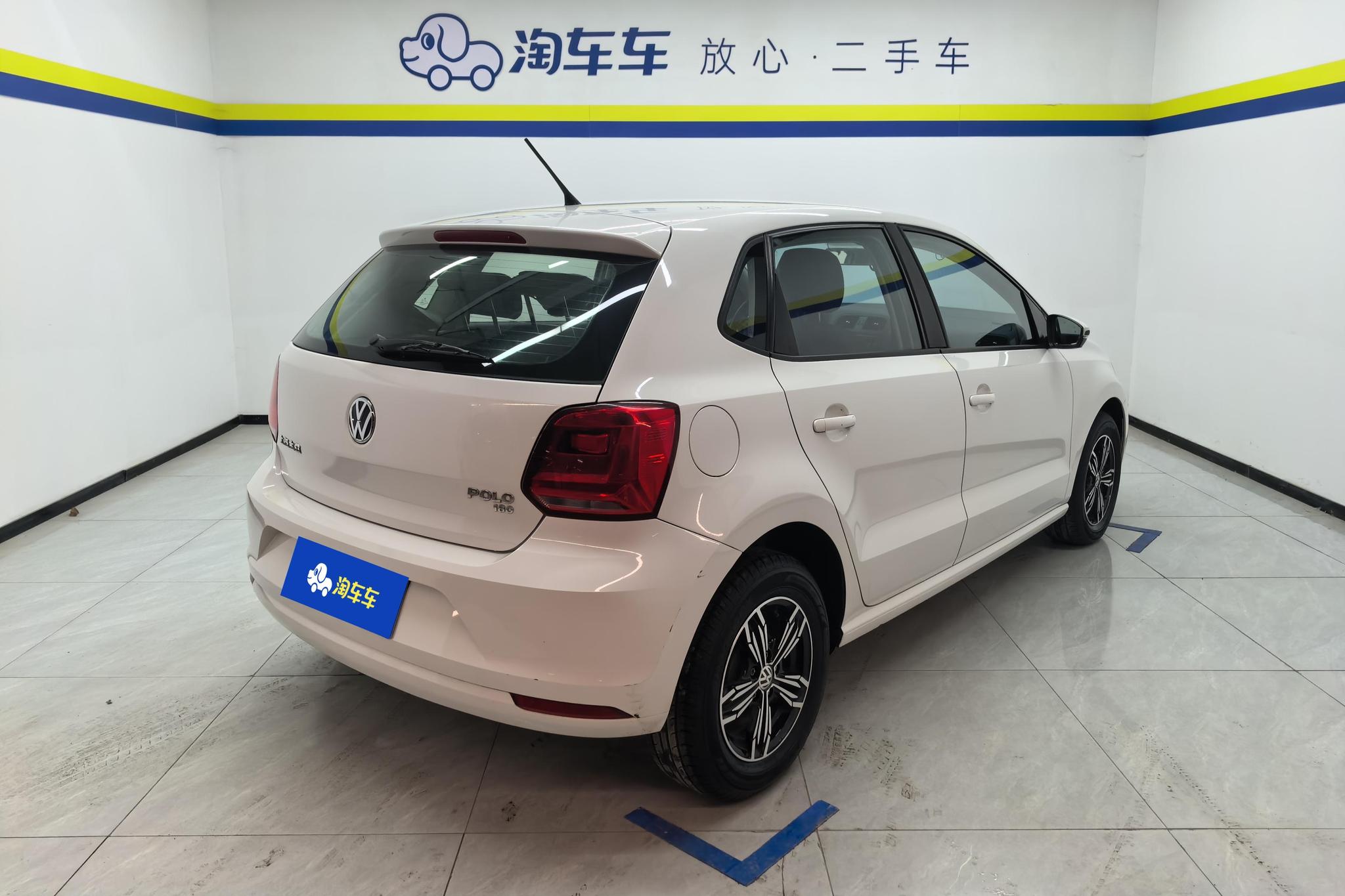 Volkswagen Polo 2018 1.5L AT