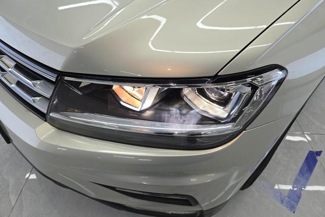 Volkswagen Tiguan L 2018 Темно-серый из Китая, фото 5