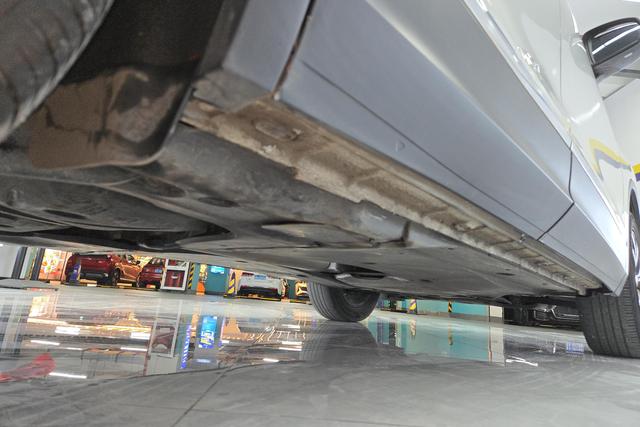 Volkswagen Tiguan L id 3768958 из Китая 7