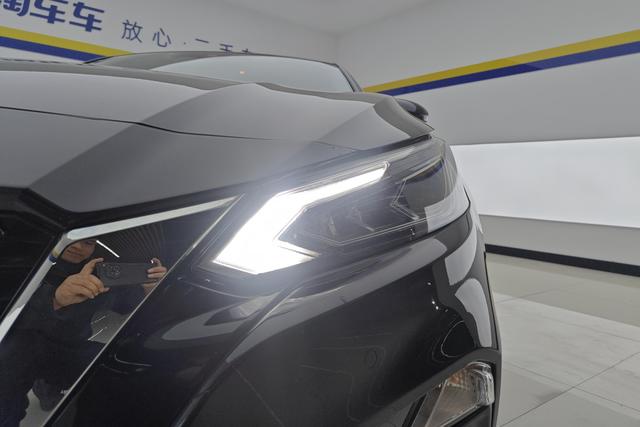 Nissan Teana id 3782643 из Китая 8