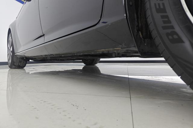 Nissan Teana id 3782643 из Китая 13