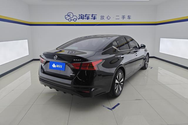 Nissan Teana id 3782643 из Китая 15