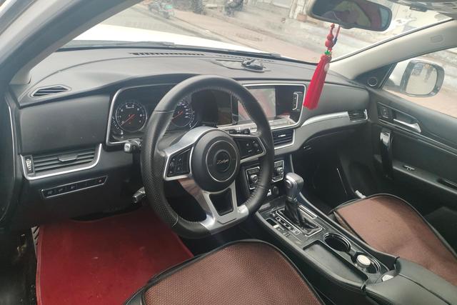 Zotye T600 Coupe 2017 1.8 T ATPremium — фото 12